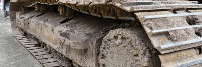 Final Drive Cleanliness and Hydraulic System Failure